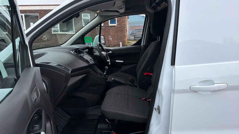 Ford Transit Connect 240 L2 Diesel 1.5 TDCi 120ps Limited Van